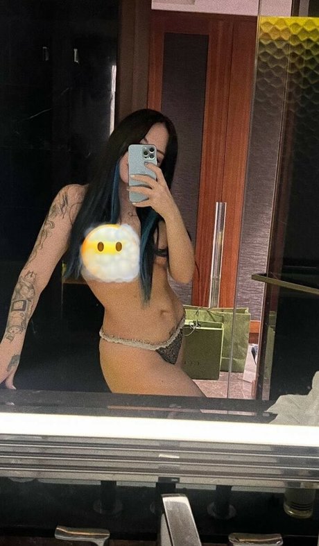 Naken läckt OnlyFans-bild av Sindicsgo