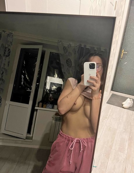 Nacktes geleaktes OnlyFans-Foto von Katy Naumova