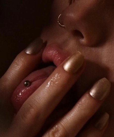 Naken läckt OnlyFans-bild av Carla Vyxx