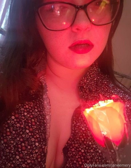 Foto desnuda filtrada de OnlyFans de Janeemery