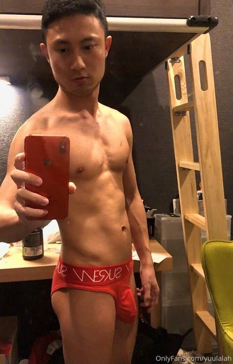 Nacktes geleaktes OnlyFans-Foto von Yuulalah