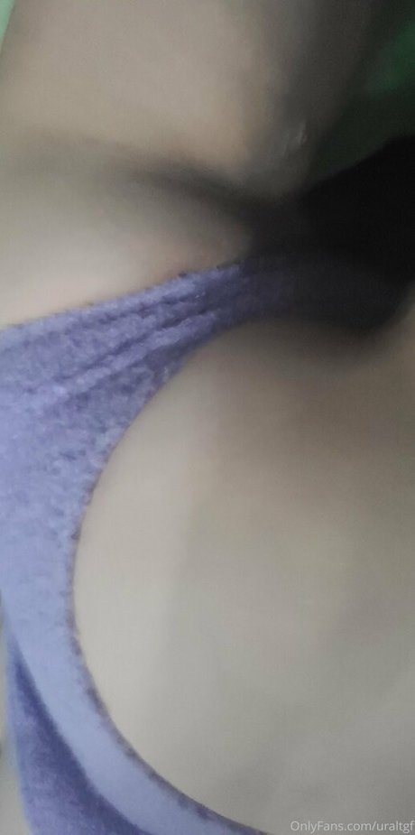 Naken lekkede OnlyFans-bilde av Uraltgf
