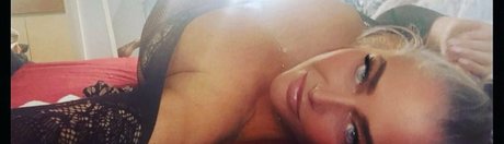 Nahá fotka uniklých OnlyFans od Blueblondienz