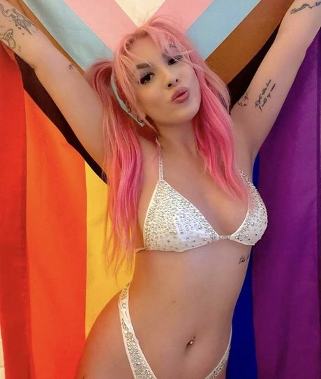 Alasti lekkinud OnlyFans-i pilt Chrissy Chlapecka