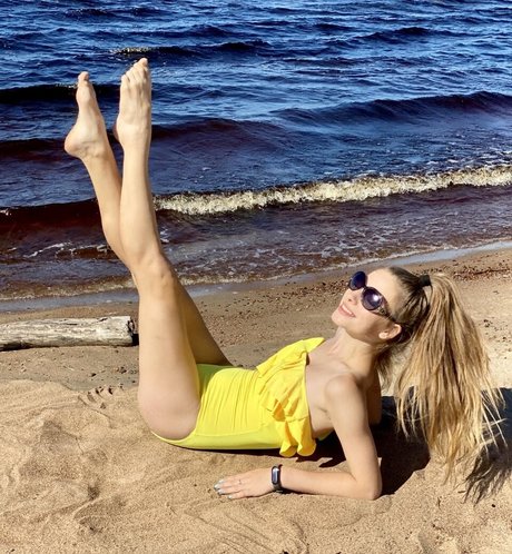 Foto desnuda filtrada de OnlyFans de Anna Gloss