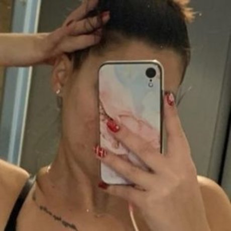 Helenamodele OnlyFansリークヌード写真