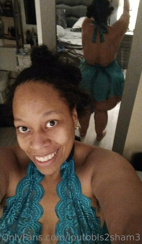 Naken lekkede OnlyFans-bilde av Iputbbls2sham3