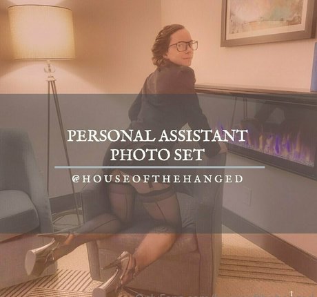 Naken lekkede OnlyFans-bilde av Houseofthehanged