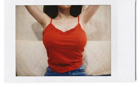 Foto desnuda filtrada de OnlyFans de Kamilla Karieva