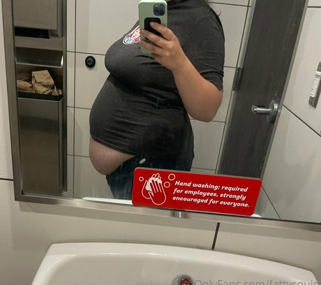 Foto di nudo di fuga di OnlyFans di Gluttonoussquid