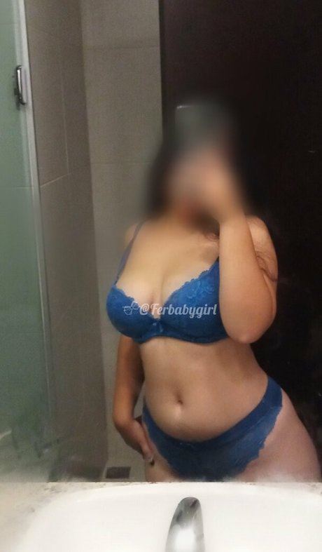 Nacktes geleaktes OnlyFans-Foto von Ferzinha