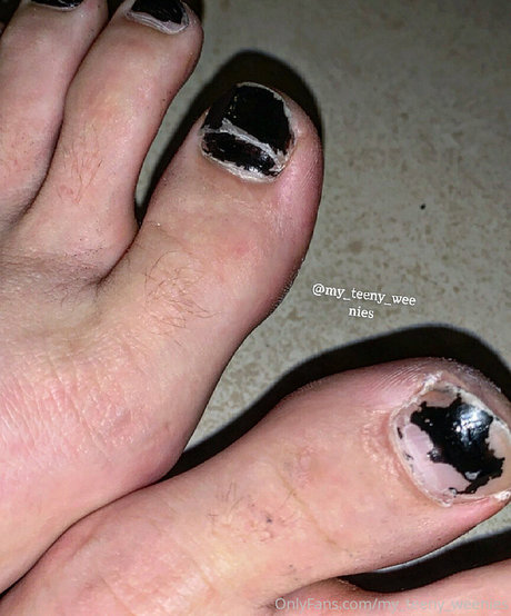Обнаженная фотография утечки OnlyFans от Myteenyweenies