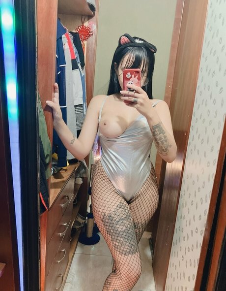 Alasti lekkinud OnlyFans-i pilt Qemasylavez1qy2