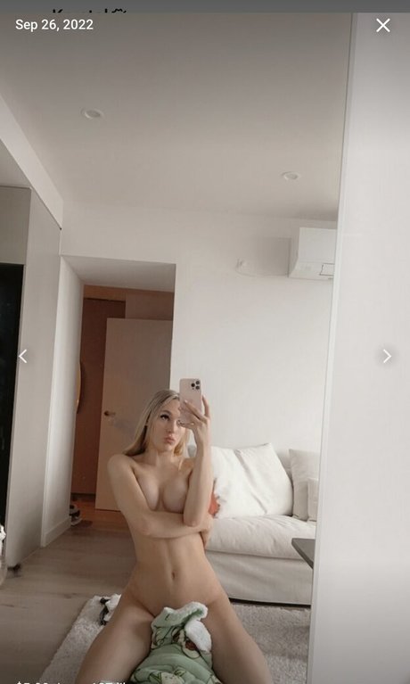 Alasti lekkinud OnlyFans-i pilt Krystal Sergeant