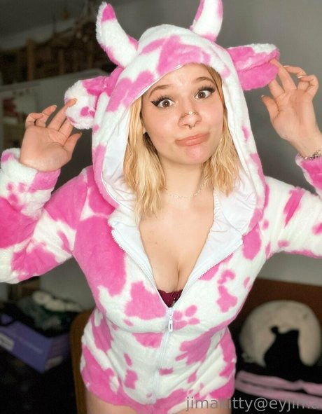 Alasti lekkinud OnlyFans-i pilt Itsjima