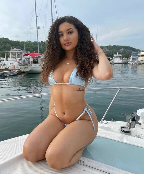 Christina April Amaral naked leaks OnlyFans pic