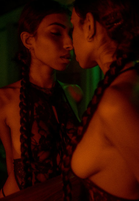 Обнаженная фотография утечки OnlyFans от Hashini Guruge