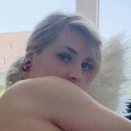 Miichelle naked leaks OnlyFans pic