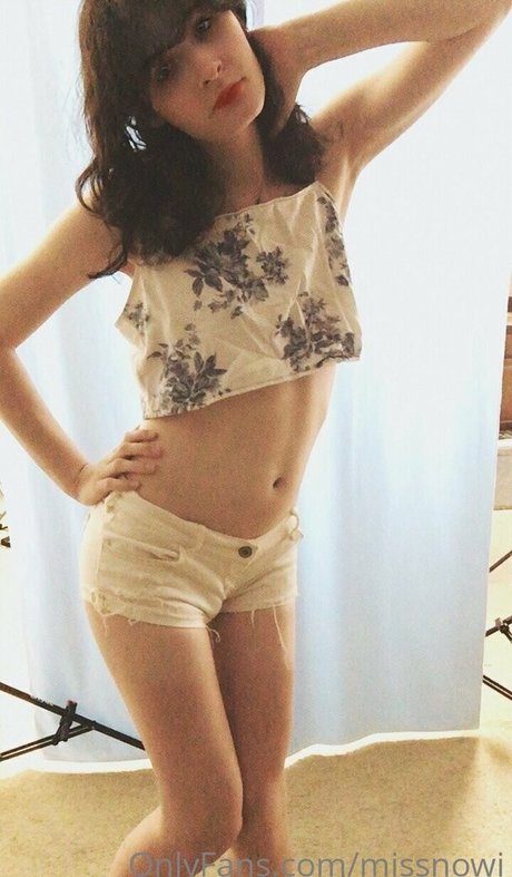 Naken lekkede OnlyFans-bilde av Missnowi