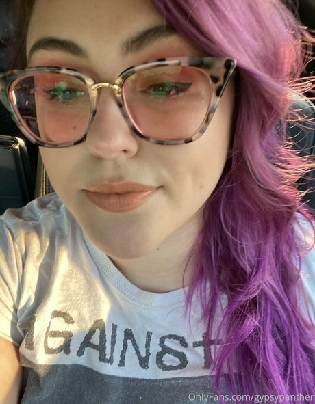 Alasti lekkinud OnlyFans-i pilt Gypsypanther