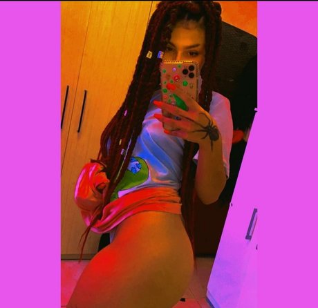 Foto di nudo di fuga di OnlyFans di Lilbabyvennom