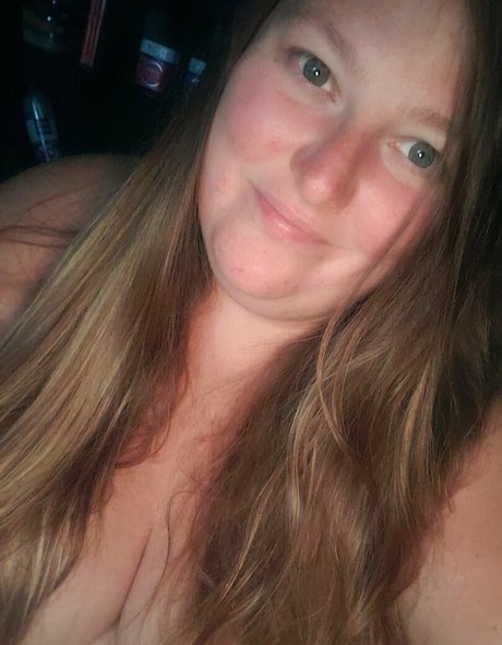 Naken lekkede OnlyFans-bilde av Princessbigtits