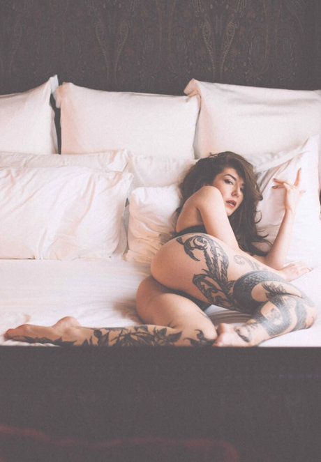 Naken lekkede OnlyFans-bilde av Valerie August