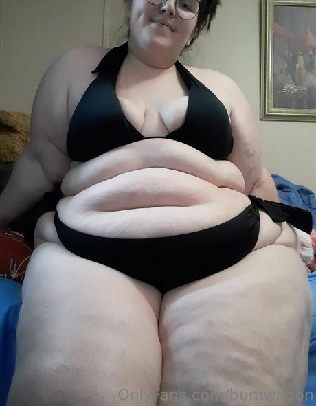 Обнаженная фотография утечки OnlyFans от Bumwagon