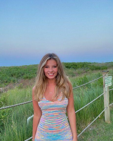 Nahá fotka uniklých OnlyFans od Jess Geng