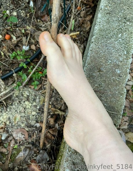 Обнаженная фотография утечки OnlyFans от Kinkyfeet5184