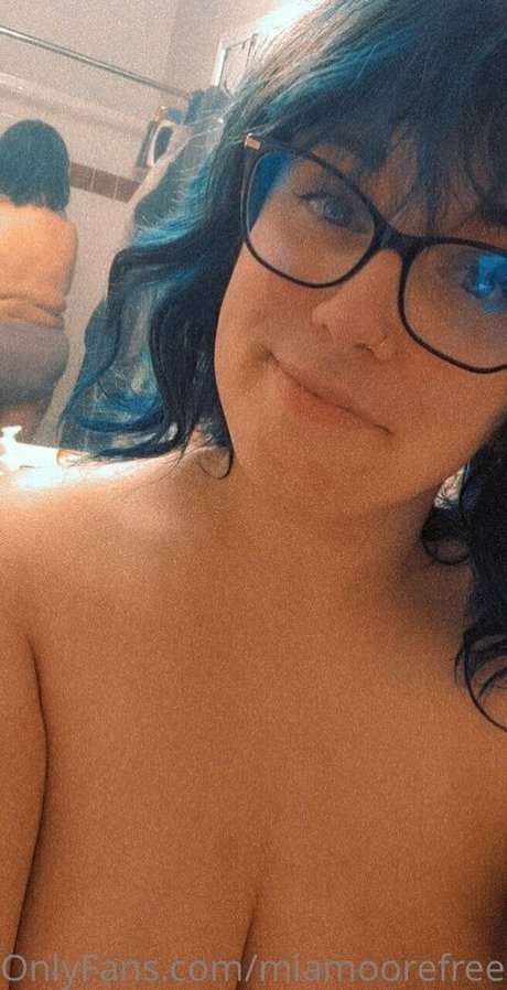 Miamoorefreepage naked leaks OnlyFans pic