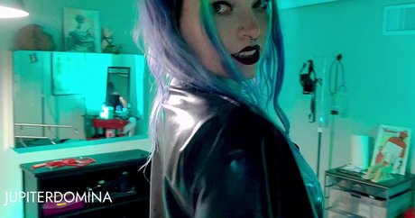 Alasti lekkinud OnlyFans-i pilt Jupiterdomina