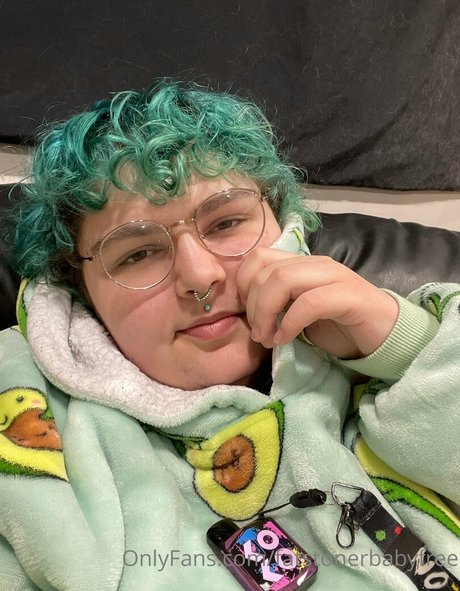 Обнаженная фотография утечки OnlyFans от Fatstonerbaby