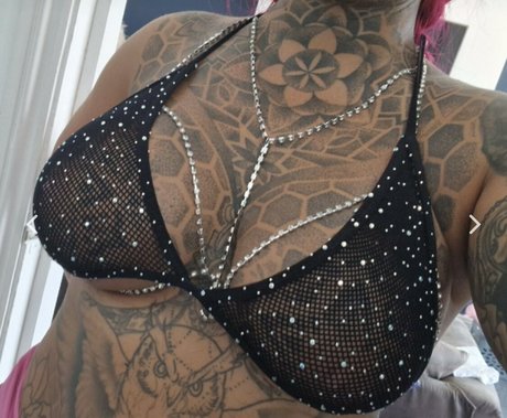 Обнаженная фотография утечки OnlyFans от Sian Keela