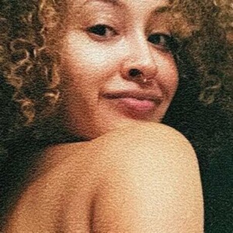 Naken läckt OnlyFans-bild av Bobbidean