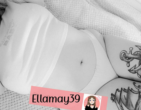Nacktes geleaktes OnlyFans-Foto von Ellamay39