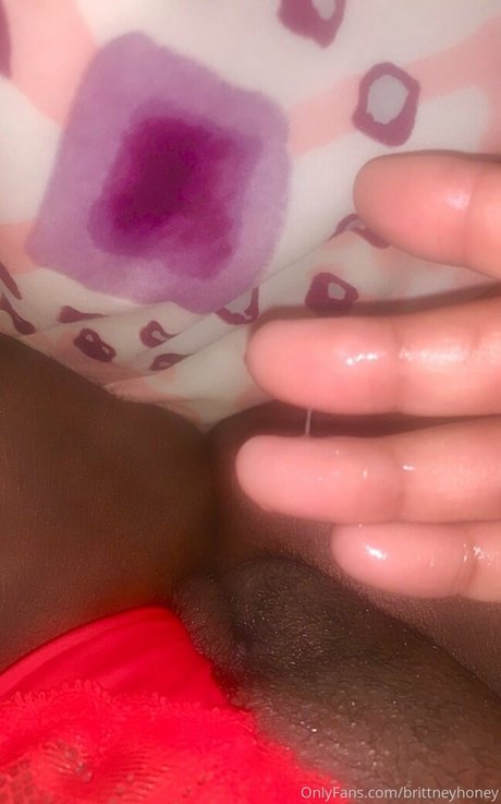 Naakte gelekte OnlyFans-foto van Brittneyhoney