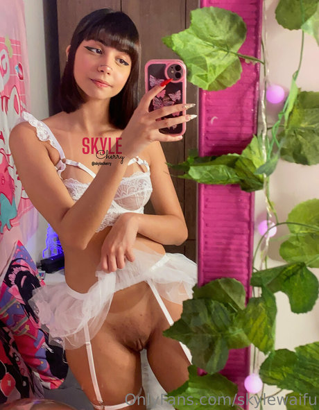 Nahá fotka uniklých OnlyFans od Skylesugar