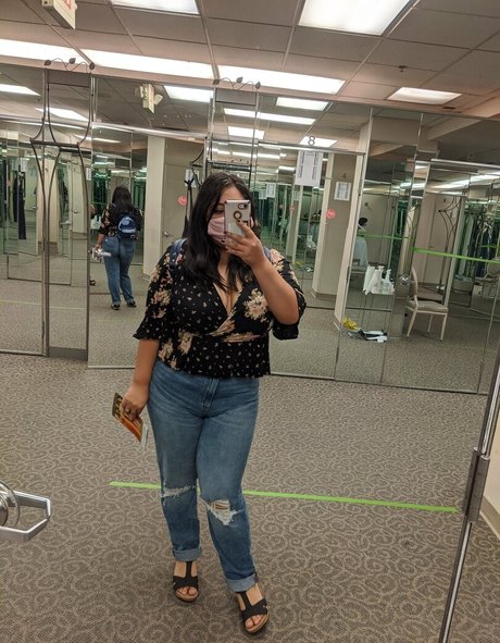 Foto desnuda filtrada de OnlyFans de Kittenkiyomi