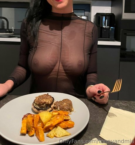 Tonnyandmia naked leaks OnlyFans pic