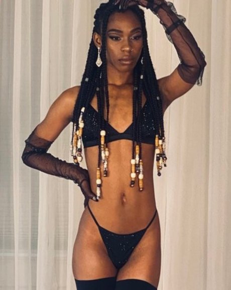 OnlyFans-model Urfavgirlfriend