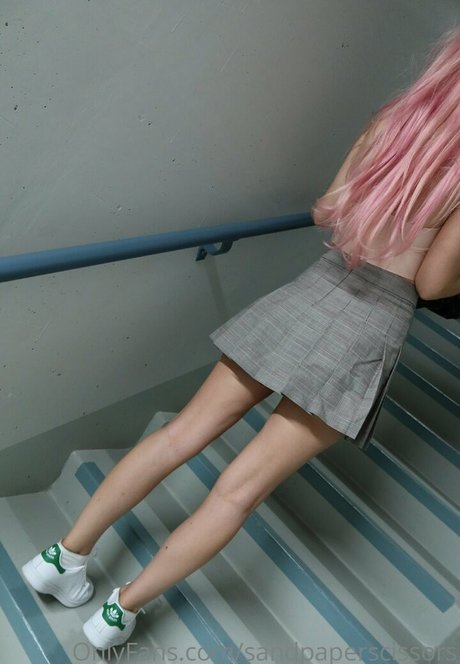 Sandpaperscissors OnlyFansリークヌード写真