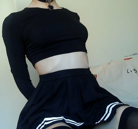 Naken lekkede OnlyFans-bilde av Jadedwaifuwu