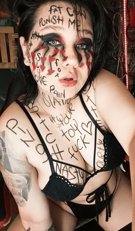 Lauratakint OnlyFansリークヌード写真