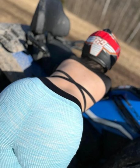 Naakte gelekte OnlyFans-foto van Camillaisbored