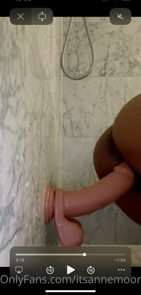 Naken läckt OnlyFans-bild av Itsannemooree