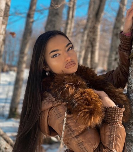 Nacktes geleaktes OnlyFans-Foto von Kristina Djedovic