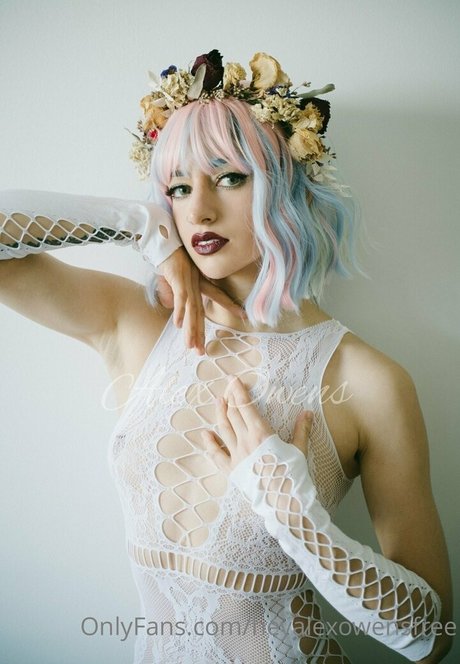 Foto di nudo di fuga di OnlyFans di Heyalexowensfree