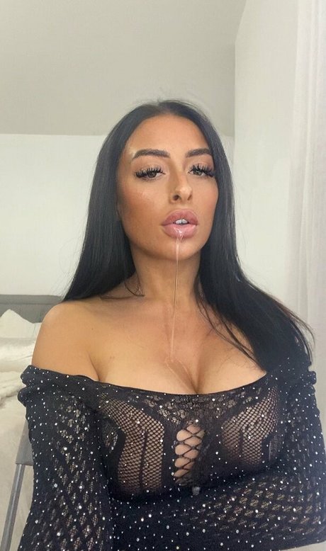 Alasti lekkinud OnlyFans-i pilt Kayla Watts