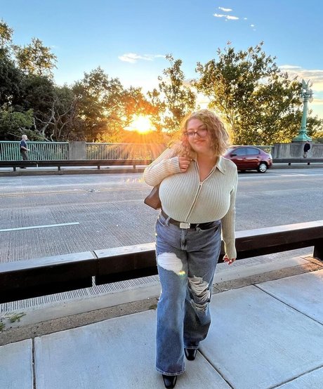 Nacktes geleaktes OnlyFans-Foto von Sophia A